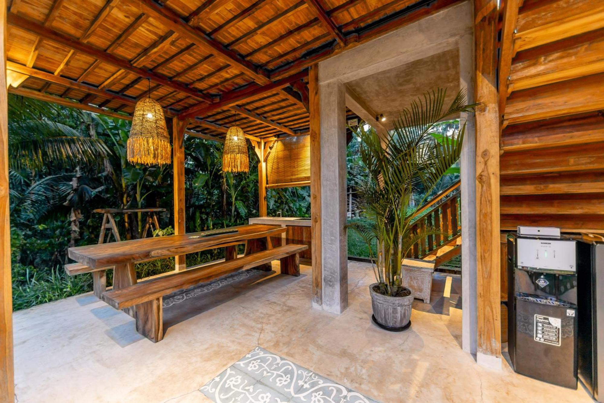 Rumah Guci Ubud Exteriör bild